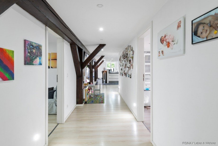 Flur 1. OG Mehrfamilienhaus Au in der Hallertau / Abens