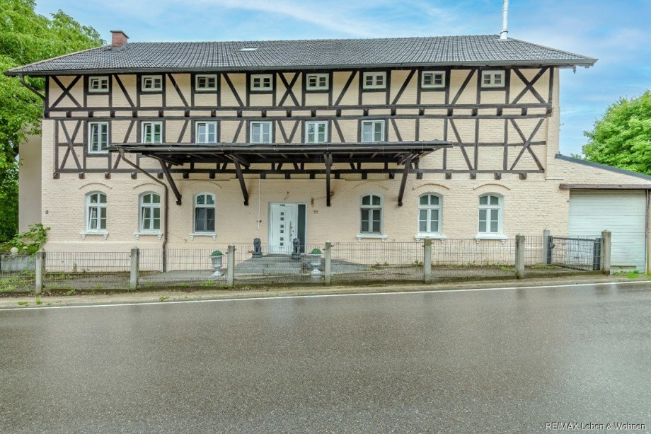 Haus Mehrfamilienhaus Au in der Hallertau / Abens