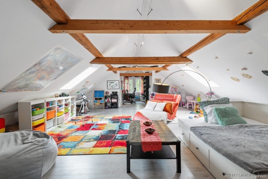 Dachspitz Mehrfamilienhaus Au in der Hallertau / Abens