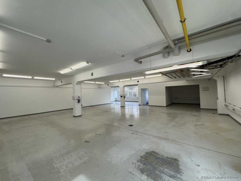 Halle Halle / Lager / Produktion Dachau