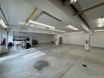 Hauptbild Moderne Gewerbeeinheit f�r Firma EG / Produktion / B�ro / Einfahrt /