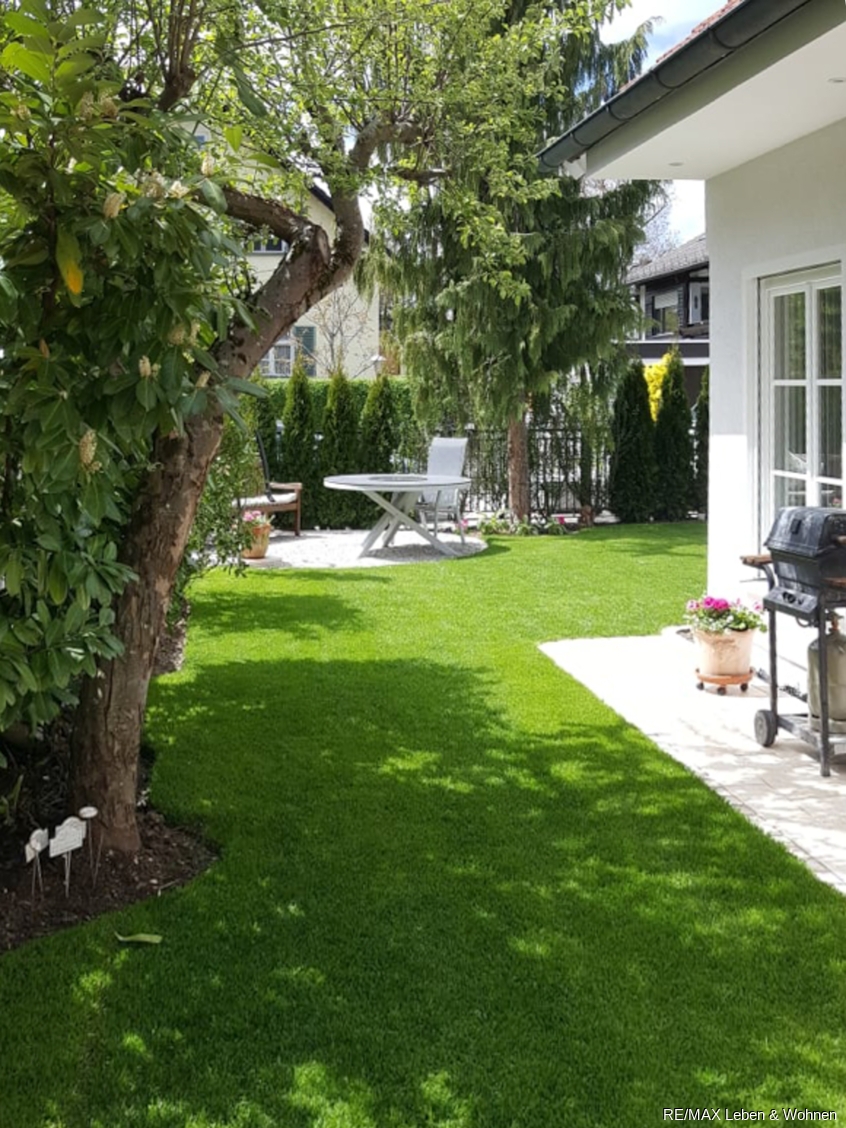 Garten Doppelhaush�lfte Oberschlei�heim