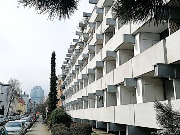 Hauptbild Teil-renoviertes und vermietetes 1 Zimmerappartement in Bestlage von Milbertshofen.